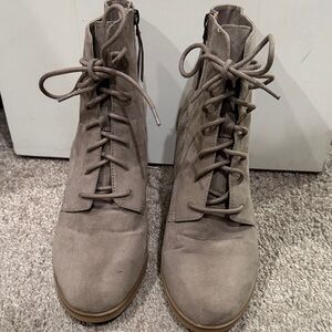 Time and Tru Women's Lace-Up Ankle Booties - Taupe